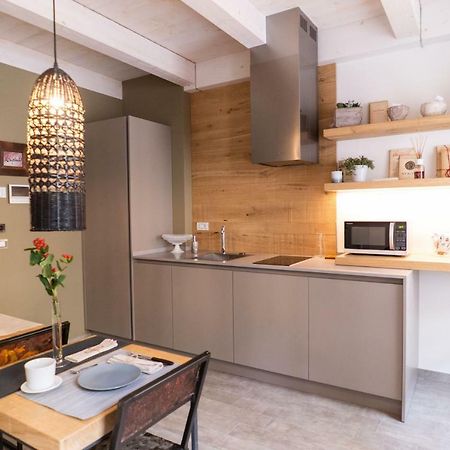 B&B Dei Poeti Чивитанова-Марке Экстерьер фото