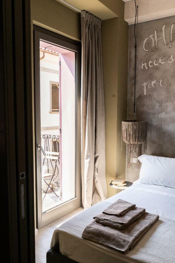 B&B Dei Poeti Чивитанова-Марке Экстерьер фото