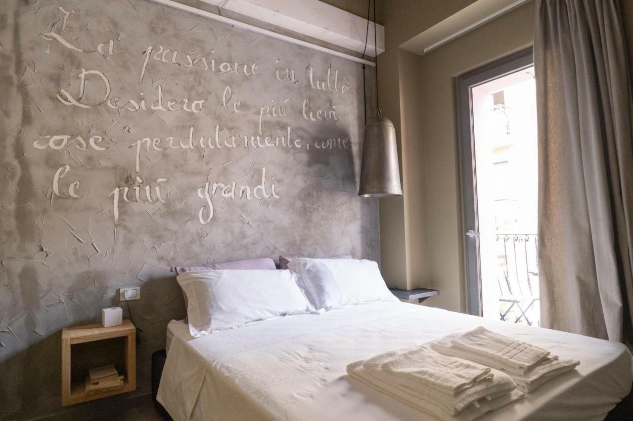 B&B Dei Poeti Чивитанова-Марке Экстерьер фото